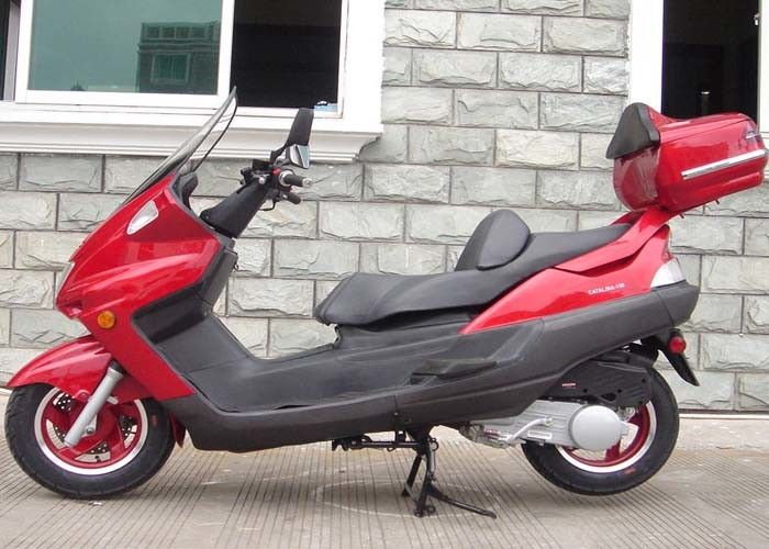 Rode Motorautoped met Handrem, Scooter 150cc met Sterk Licht