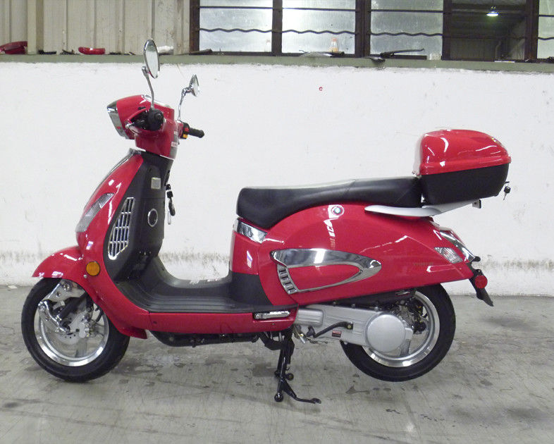 De Vorm Volwassen Scooter Rode 150cc van Nice Dame Scooter met Achteruitkijkspiegel
