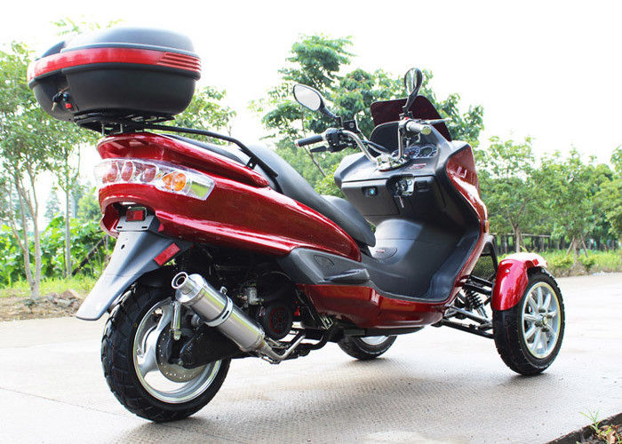 de motorfiets 150cc van de 3 wielautoped met de motor van 7.0kw 7500r/min 8HP/achterdoos