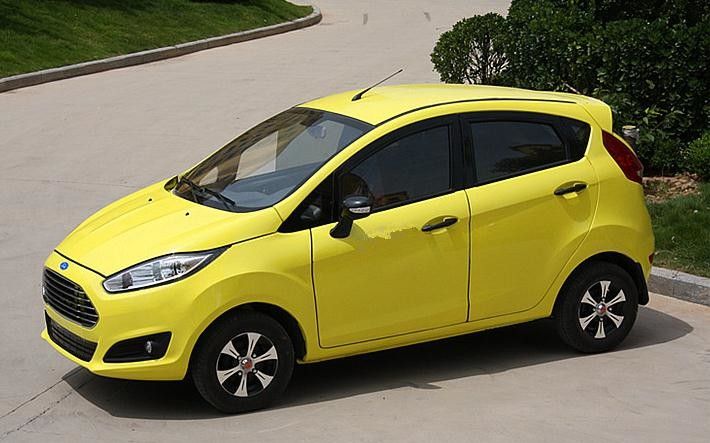 Lange afstand die Elektrische Golfkarren 3000w 5000w 7500w met Vijf Deuren/4 Zetels drijven