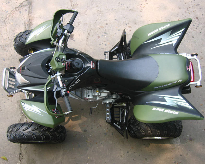 Landbouwbedrijf en Bosweg250cc de Jeugd die ATV, Maximum Snelheid 46.6mile/h rennen