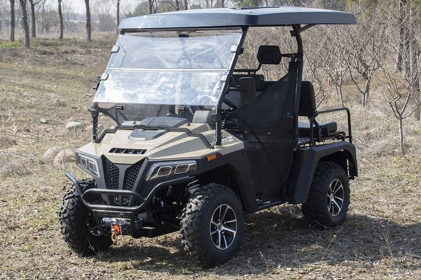Golfkarren 450 EFI 4X4 UTV 450 MAX - 4 Passagiers 4WD Voor- en achterverschil met slotmotorbalansas
